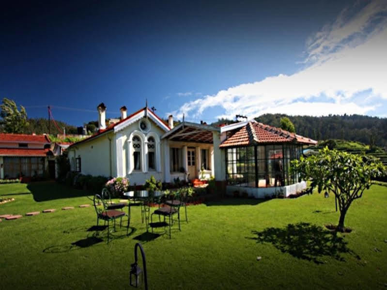 Sherlock Ooty Buitenkant foto
